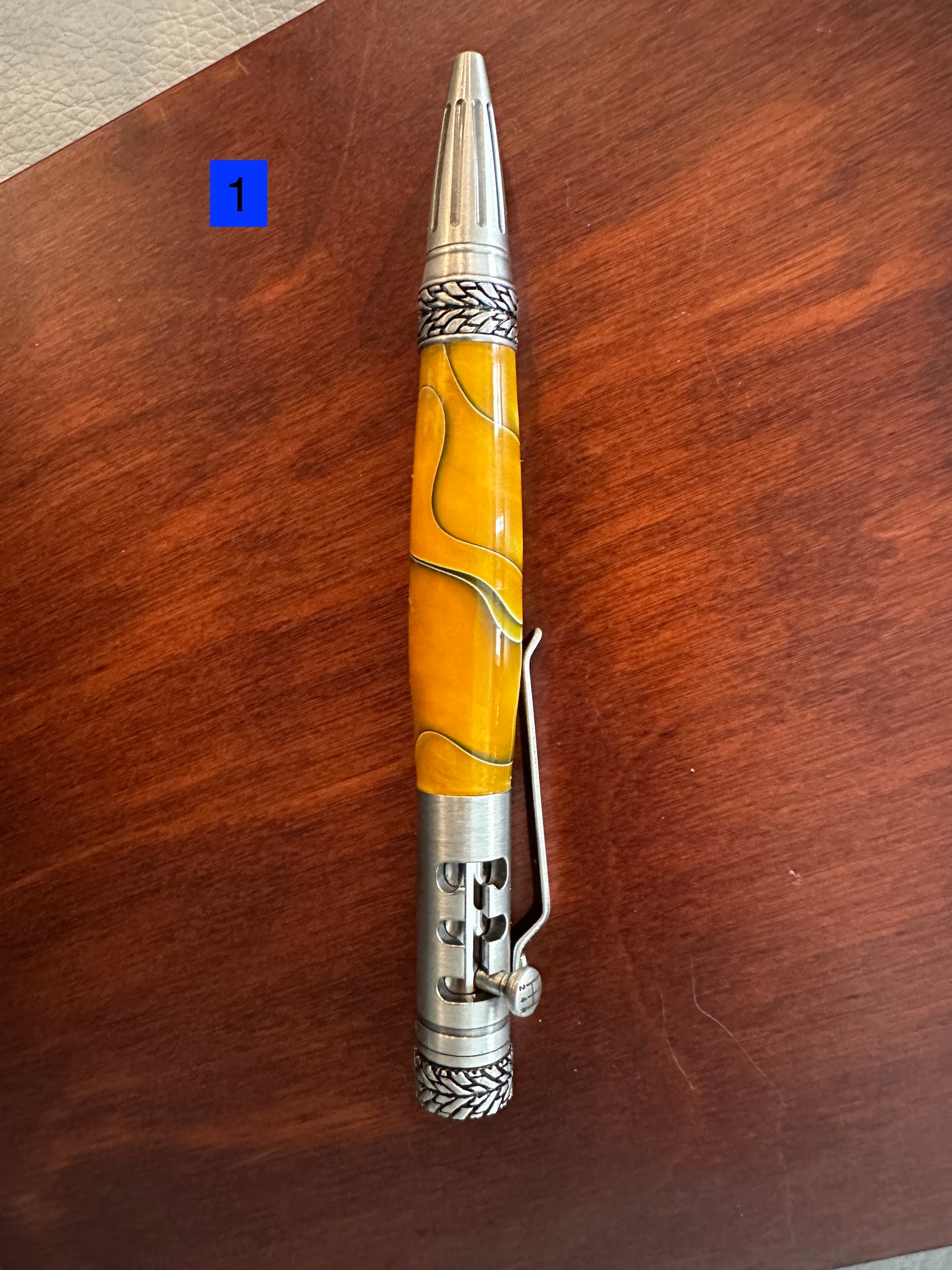 Gearshift pen